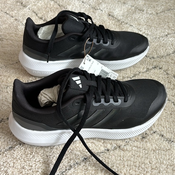 NWT Black and White Adidas Sneakers Running Shoes - Picture 4 of 6